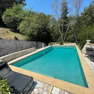 Appartement En Bas De Avec Piscine Proche Bord De, Cagnes-sur-Mer
