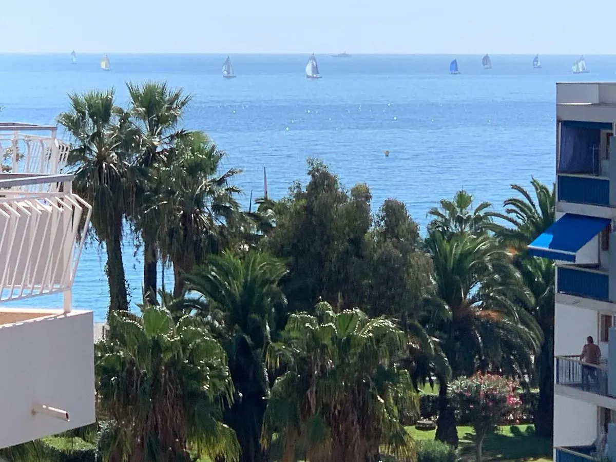 Appartement Vue Mer Tres Proche De La Plage Et Des Commerces Cagnes-sur-Mer